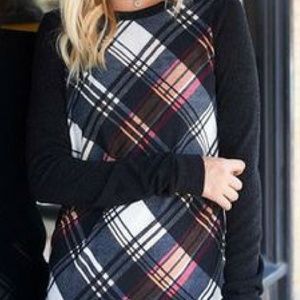 Delilah Black Plaid Long Sleeve